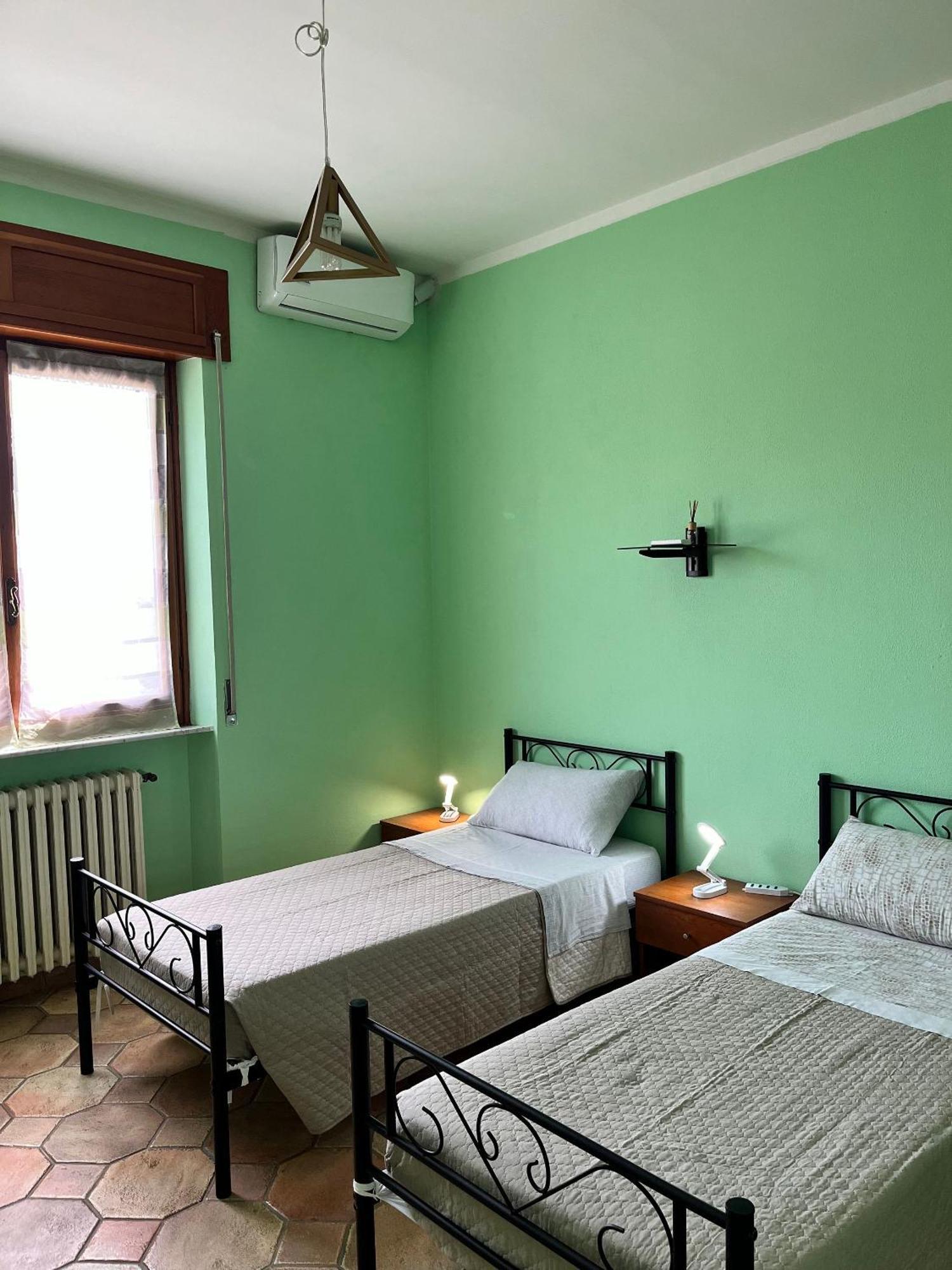 Room In Bb - Casa T Home Bed And Breakfast Tagliolo Monferrato ภายนอก รูปภาพ